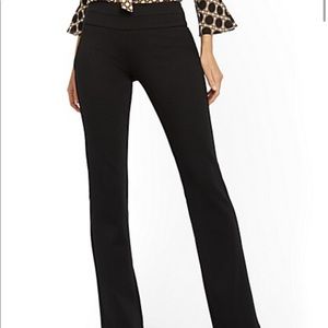 Small - tall NY&Co pull on 7th Avenue boot cut